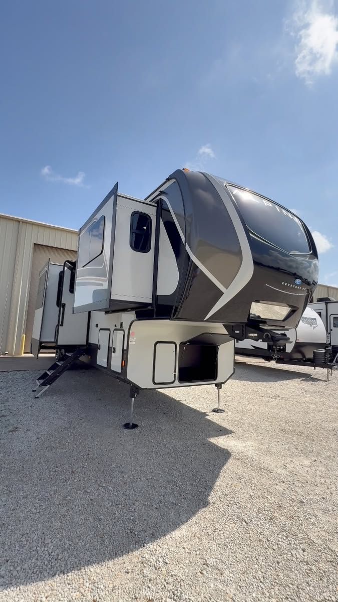 RV Stage 2 hand wax — Professional Car Detailing Colorado Springs (Digii Mobile Detailing)